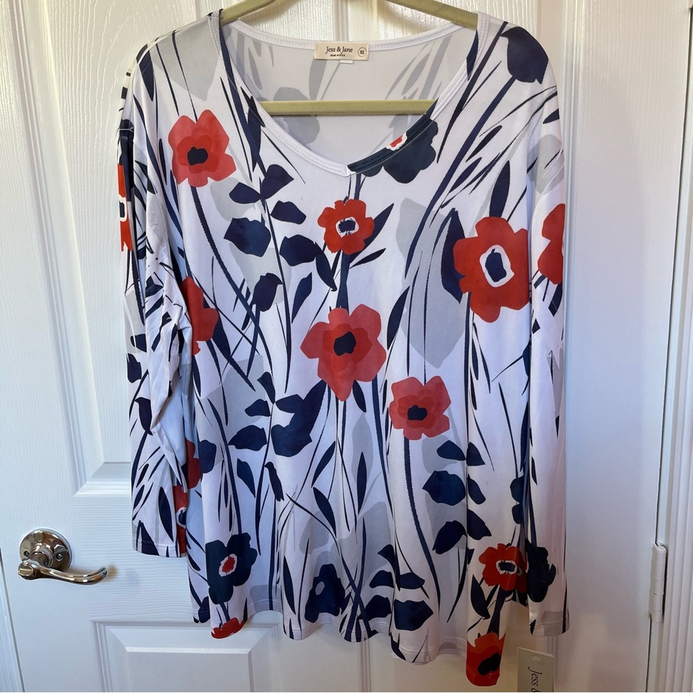 COPY - Jess & Jane tunic top NWT size XL